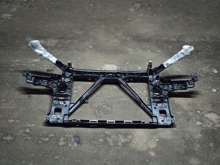 Передняя панель Audi Q7 панель радиаторов