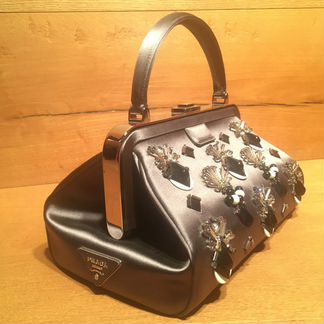 Сумочка Prada