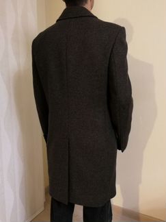 Теплое коричневое шерстяное пальто. Италия