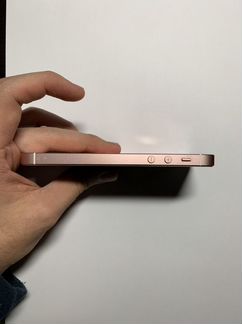 iPhone 5se 32gb rose gold