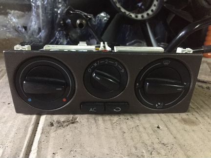 Блок управл кондиционером и печкой VW Passat b5