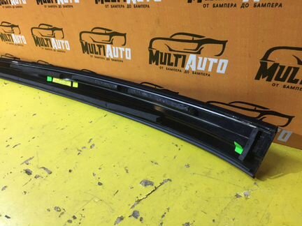 Молдинг двери левый Mercedes Glk X204 2008-2015