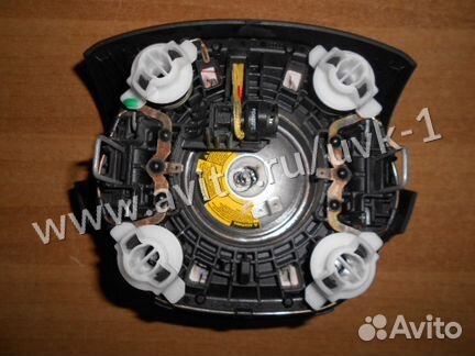 Airbag водителя Audi A4 (B8)