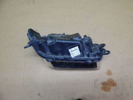 Ходовой огонь дхо Mercedes E212