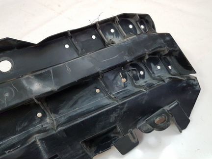 Пыльник бампера Toyota Fortuner 2