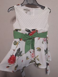 Платье на девочку р-р 98