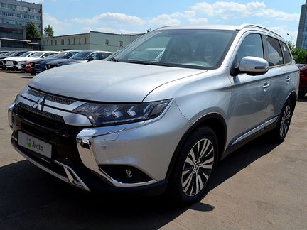 Mitsubishi Outlander 2.4 CVT, 2020