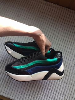 Дизайнерские кроссовки