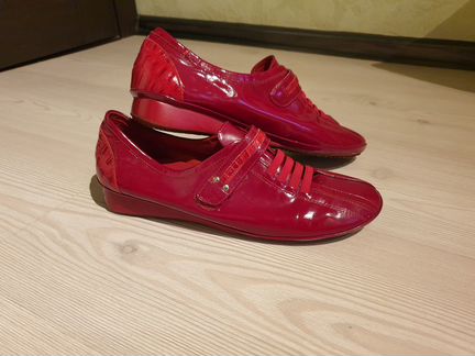 Обувь женская