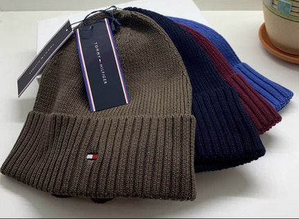 Шапки Tommy Hilfiger