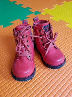 Ботинки на девочку р.22