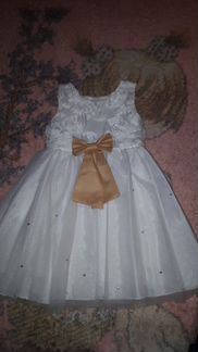 Белое платье для девочки