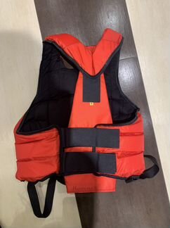 Жилет защитный для единоборств