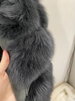 Меховая жилетка