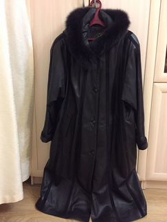 Плащ кожаный, шуба каракулевая