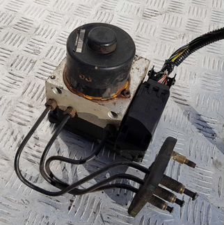 Блок ABS Ford Explorer 3 2002-2005 2L2Z 2B3 109982
