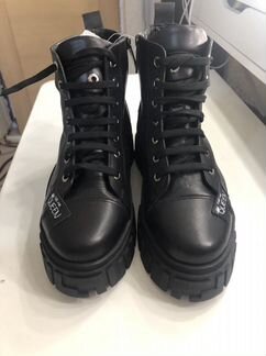 Ботинки зимние кожанные на овчине