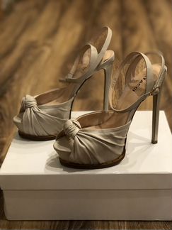 Босоножки Vitacci натуральная кожа