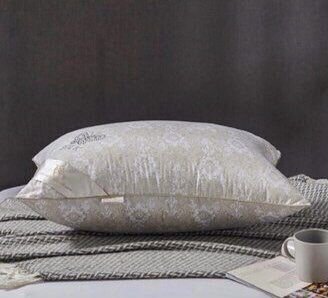 Подушка жаккардовая, наполнитель шелк