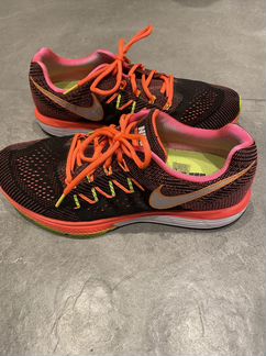 Кроссовки Nike