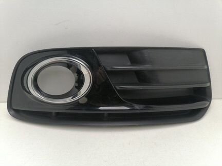 Окантовка птф передняя правая Audi Q5 8R 2012-2017