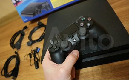 Sony PlayStation 4 Slim 1TB