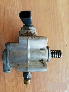 Топливный насос правый Audi Q7 4L 4 2006-2015