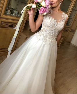 Свадебное платье 42-44