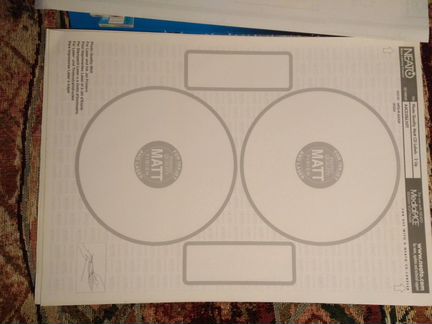 Neato приспособление для наклеек на CD