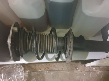 Стойка передняя в сборе для бмв f20/f30