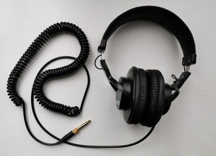 Наушники Sony MDR-7506