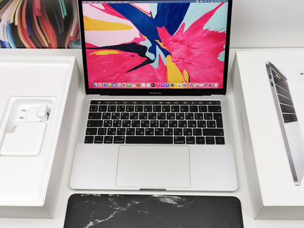 MacBook Pro 2019 256Gb как новый