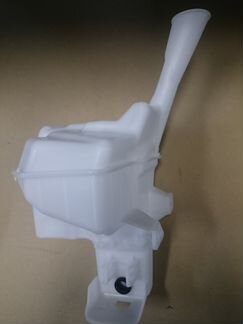 Бачок стеклоомывателя hyundai solaris 2010 - 16