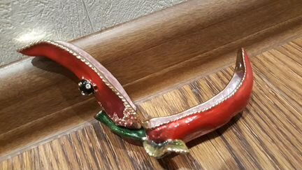 Шкатулка из эмали 