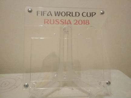 Сувенирная рамка для монет из серии фифа и Мультик