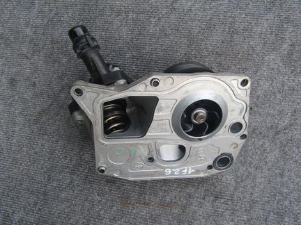 Помпа бмв B47D20A Х4 Ф26 11518591016