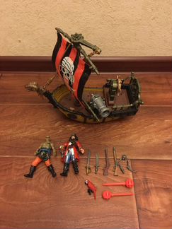 Бронь Пиратский корабль с оружием и акулой