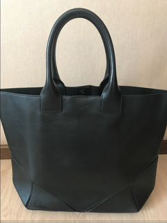 Продаю черную сумку Givenchy, оригинал