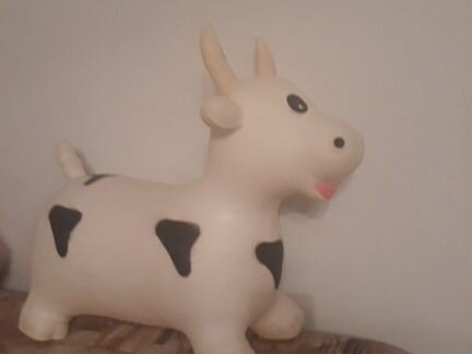 Игрушка Корова прыгун