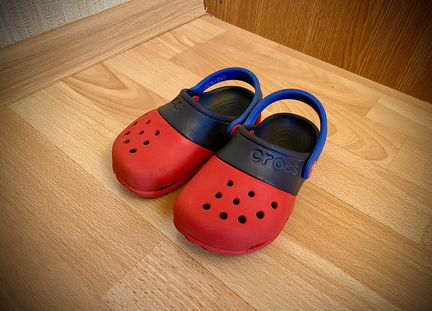 Детские Crocs (р-р С9)