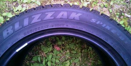 225/55 R17 Bridgestone Blizzak Spike-01 XL 101T