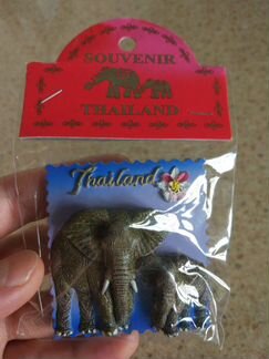 Магнит №3 Два слона из Таиланда