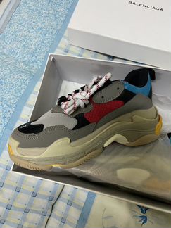 Женские кроссовки Balenciaga