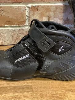 Мотоботинки