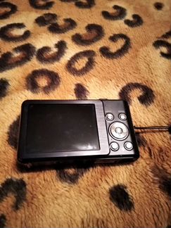 Компактный фотоаппарат