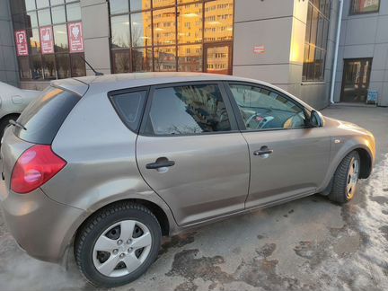 KIA Ceed 1.4 МТ, 2007, 200 000 км