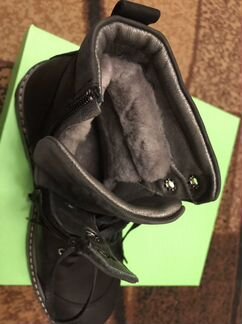 Новые зимние кожаные ботинки для мальчика