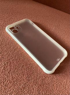 Чехол на iPhone 11