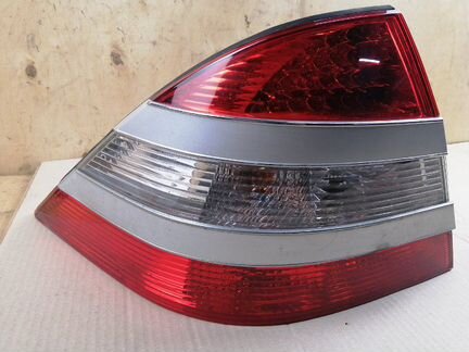 Фонарь задний левый Mercedes S-Class W220 M137